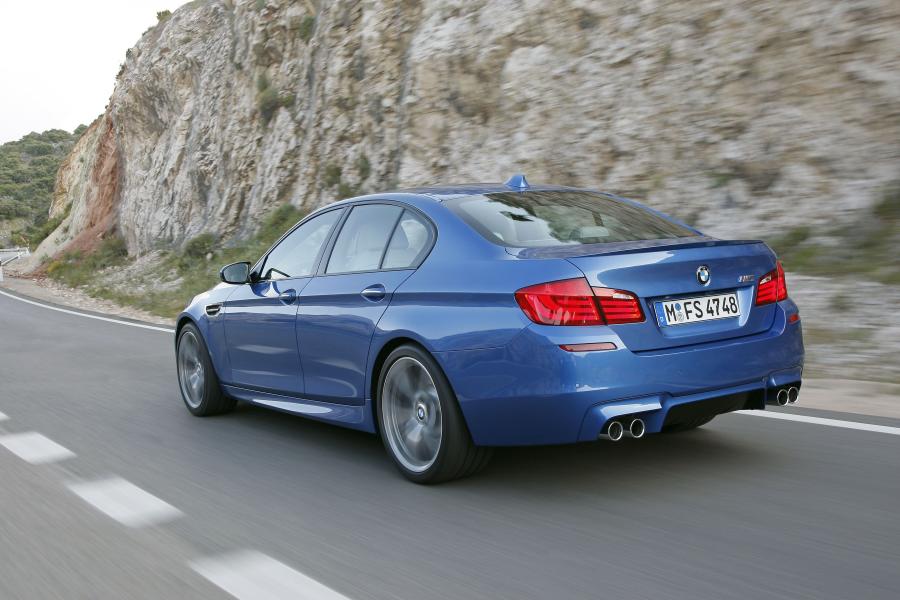  BMW M5 2011 года  (фото 275 из 344)
